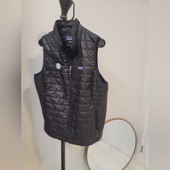 Patagonia Nano Puff Vest Women's Size XL New NWT